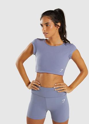Кроп топ вкорочена футболка gymshark