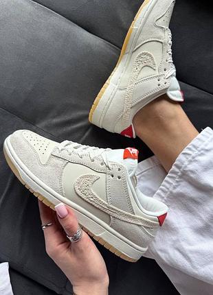 Dunk low friendship knot