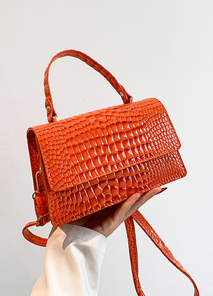 Женская лаковая мини сумочка рептилия, маленькая сумка клатч на плечо крокодил лакированная рыжий