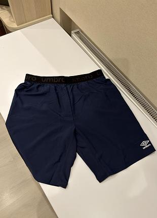 Чоловічі шорти umbro