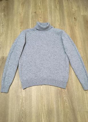 Светр гольф uniqlo