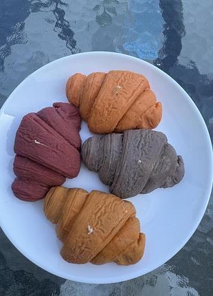 Свічки круасани
