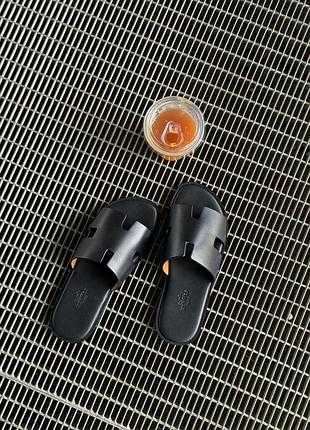 Hermes izmir sandal black