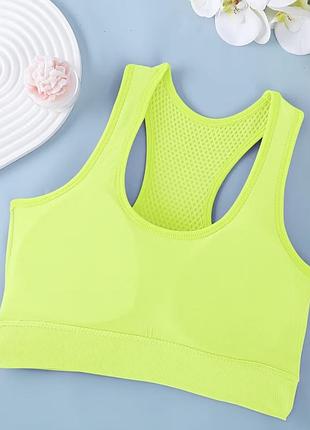 Спортивний топ 4