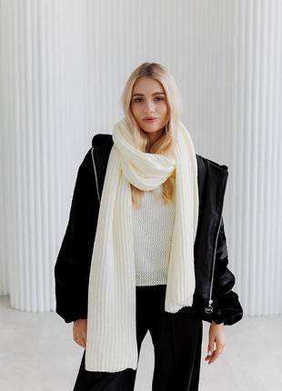 Жіночий в'язаний шарф молочний winter mood art knit