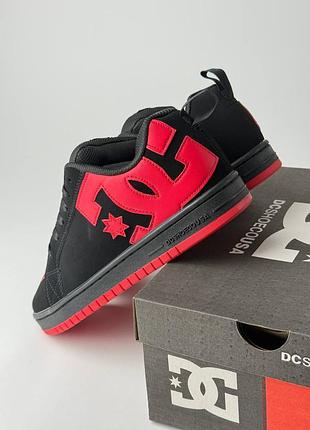 Dc shoes court graffik red on black 2