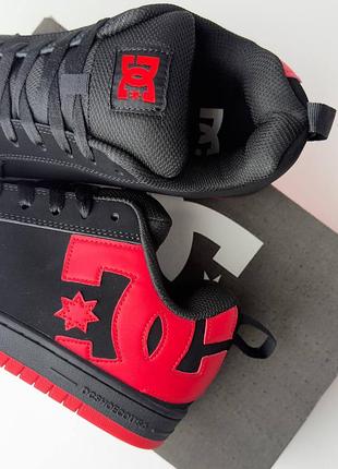 Dc shoes court graffik red on black