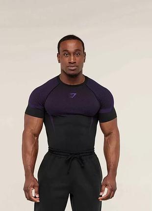 Футболка gymshark чорний з фіолетовим xl