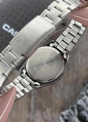Жіночий годинник casio ltp-v005d-1b2 7