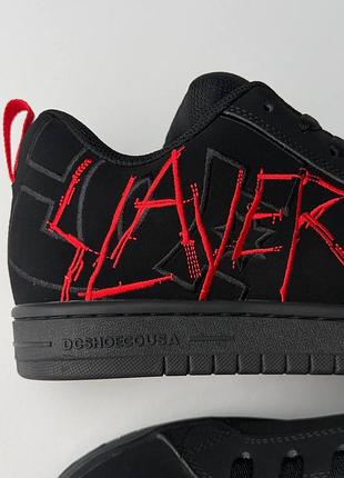Dc x slayer court graffik black red 3
