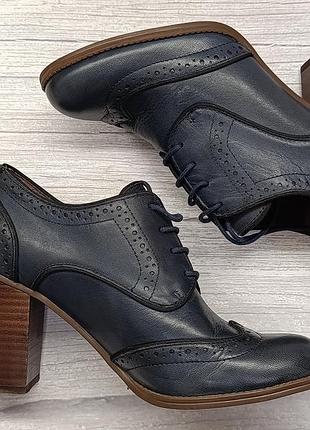 Жіночі ботільйони (shooties) tommy hilfiger (38/7.5м розмір)