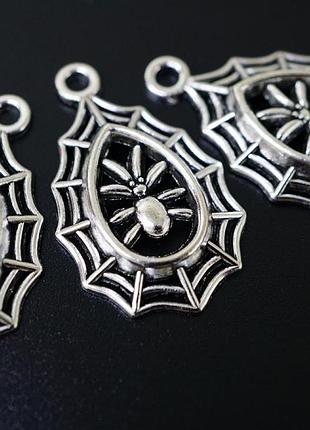 Амулет у кошелек паутина с пауком под серебро 10 штук