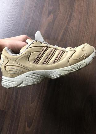 Кроссовки adidas 7