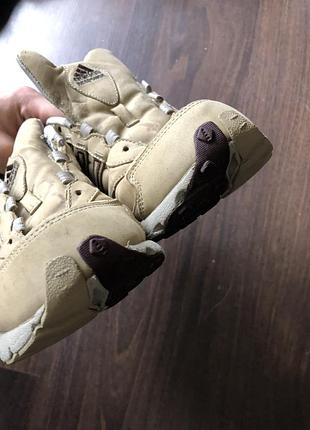 Кроссовки adidas 5