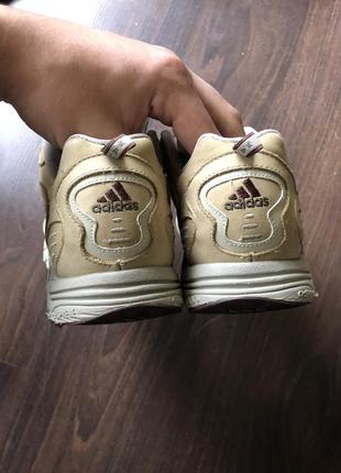 Кроссовки adidas 3