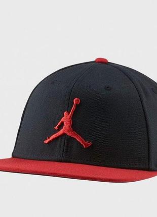 Кепка nike jordan pro jumpman snapback чорний, червоний уні misc