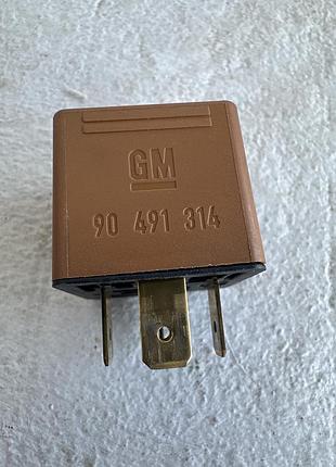 Реле вентилятора опель (bosch) gm 90491314