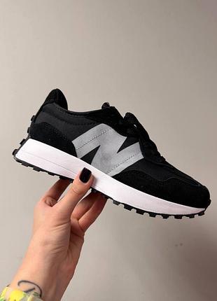 Уцінка кросіки new balance 327 black white v2