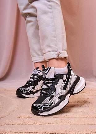 Жіночі стильні кросівки sneakers 3xl black white