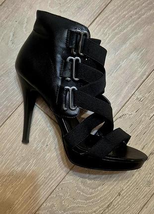 Босоніжки в стилі steve madden 2