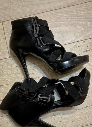 Босоніжки в стилі steve madden 3