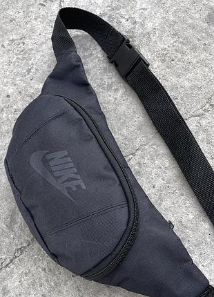 Бананка черная nike # 3