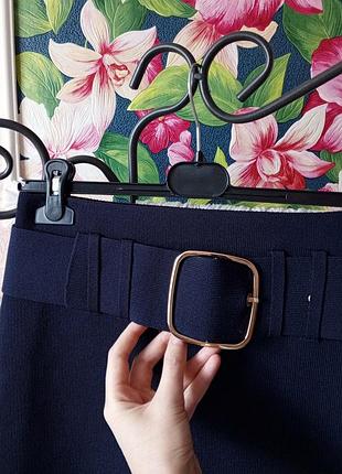 Стильна якісна плотна синя юбка zara. 3