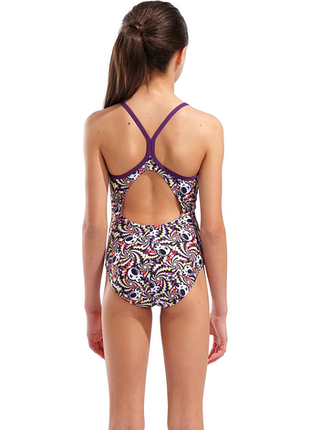 Купальник слитный для девушек arena fun skulls swimsuit lightdrop мультиколор детский 140 см (010284-590) 2