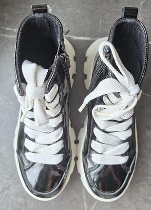 Демисезонные ботинки skechers 8