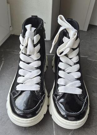 Демисезонные ботинки skechers 6