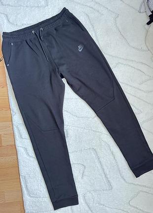 Спортивные мужские штаны nike