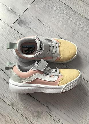 Кеди для дівчинки vans