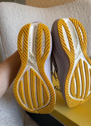 Кросівки saucony 4