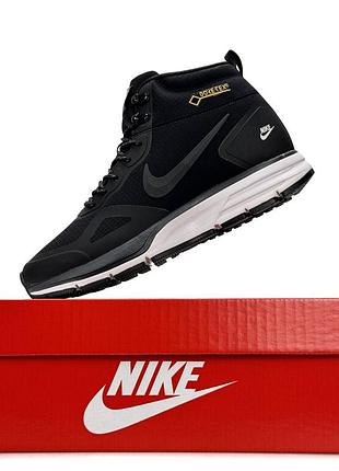Nike air relentless 26 mid gtx black white 2
