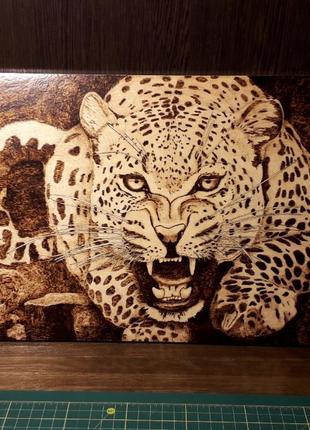 Картина "золотой леопард"