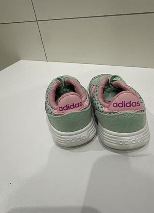 Кросівки adidas 2