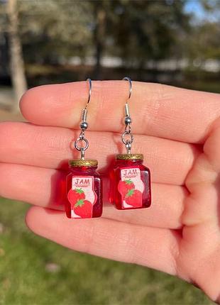 Сережки варення полуничне полуничний джем полуниця кульчики червоні консервація баночка банка консерви полуниця