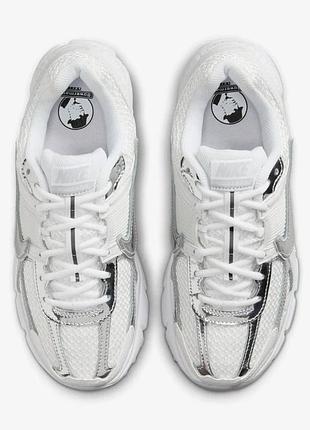 Nike vomero 5 4