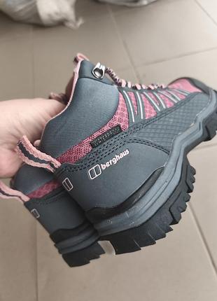 Оригинальные ботинки berghaus 4