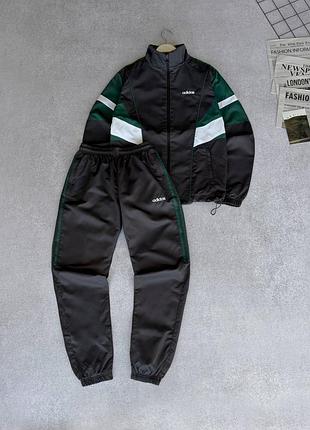 Стильный мужской костюм adidas