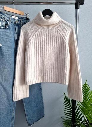 Білий всетр zara оверсайз вовна альпака у складі
