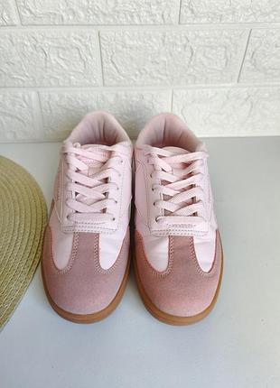 Кроссовки на девочку reebok 34р. 3