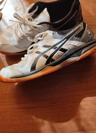 Кроссовки asics 8