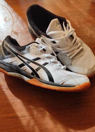 Кроссовки asics