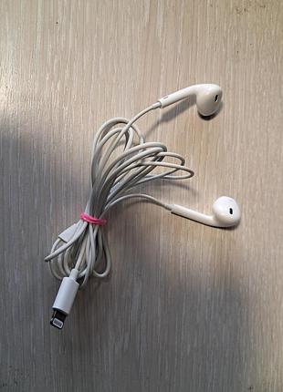 Проводные наушники apple earpods с разъемом lightning