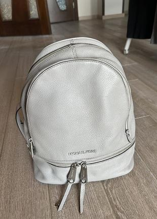 Miclchael kors