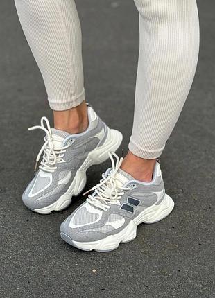 Жіночі кросівки new balance