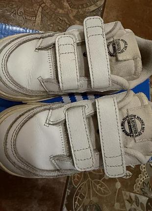 Кросівки (adidas) 25 розмір