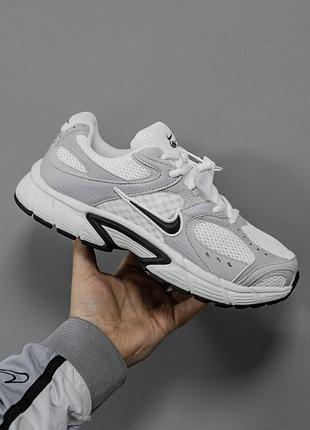 Білі кросівки унісекс nike zoom vomero 5 rnr white grey х вомеро 43