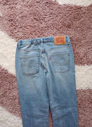 Джинсы levis на 14 лет 512 5